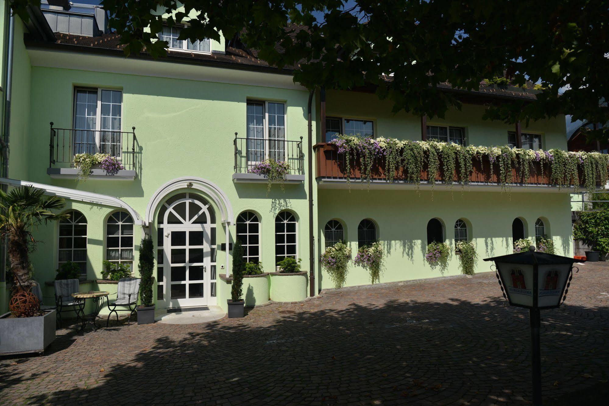 Hotel Hofbalzers Bagian luar foto