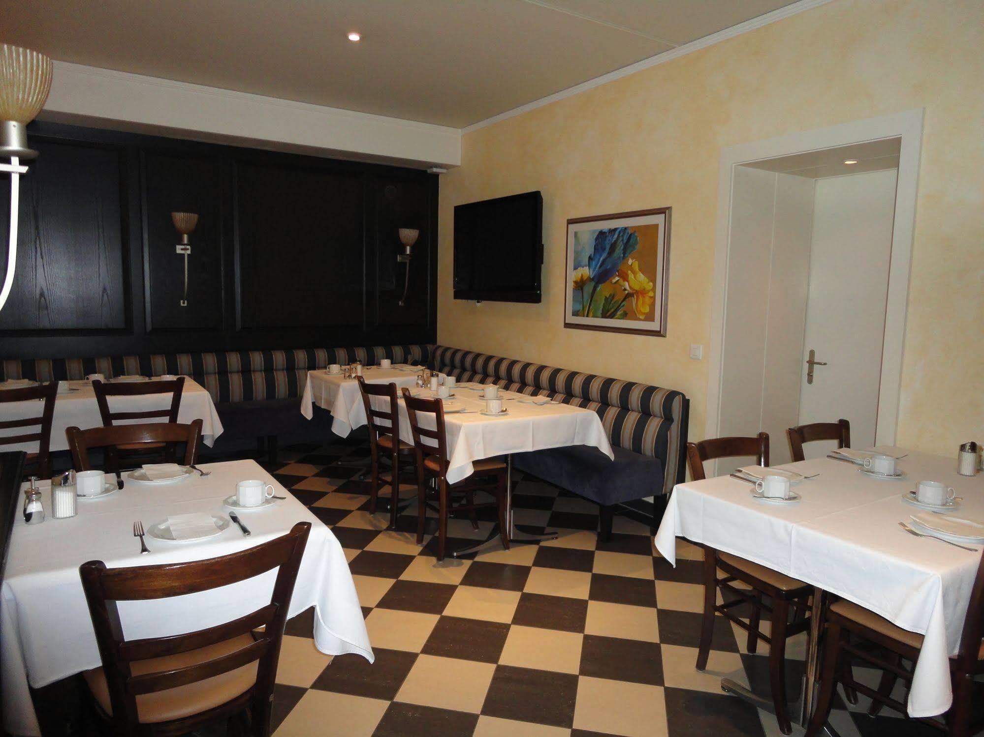 Hotel Hofbalzers Bagian luar foto