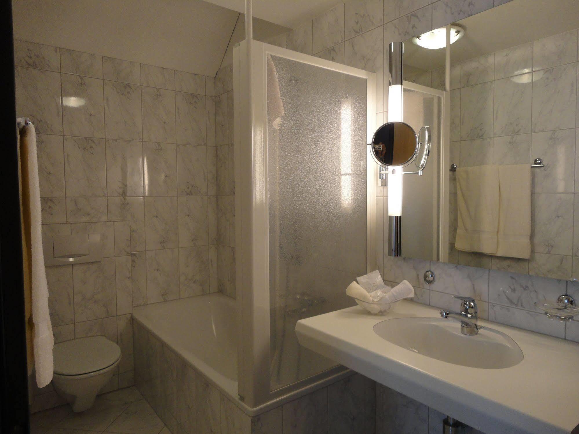 Hotel Hofbalzers Bagian luar foto